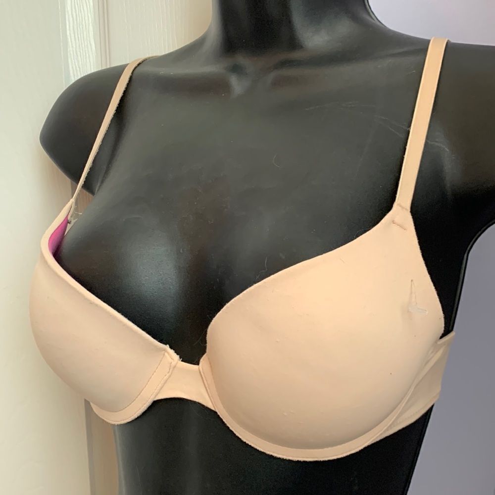 Victoria’s Secret PINK Wear Everywhere Push-Up Bra 32B Beige